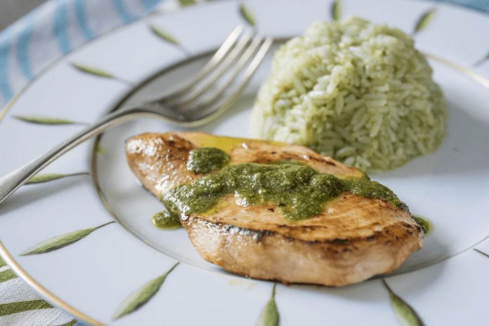 COMBO FILÉ DE FRANGO GRELHADO COM PESTO KG